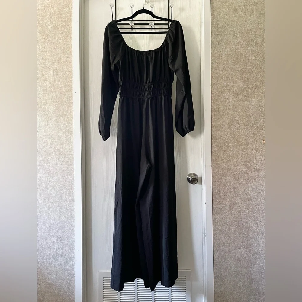 Mittoshop Classic Black Jumpsuit with Pockets